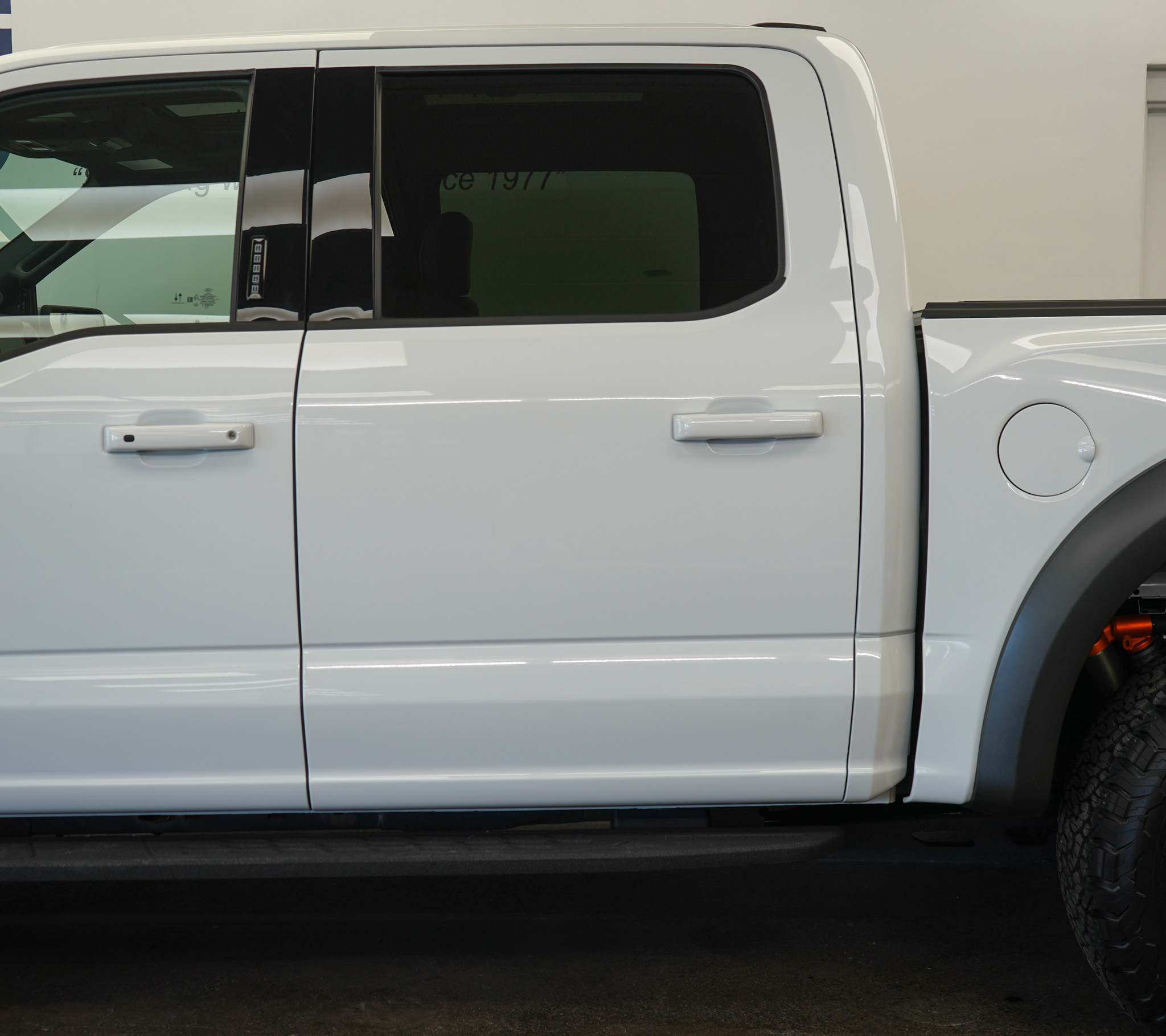 2023 Ford F-150 Raptor photo 9