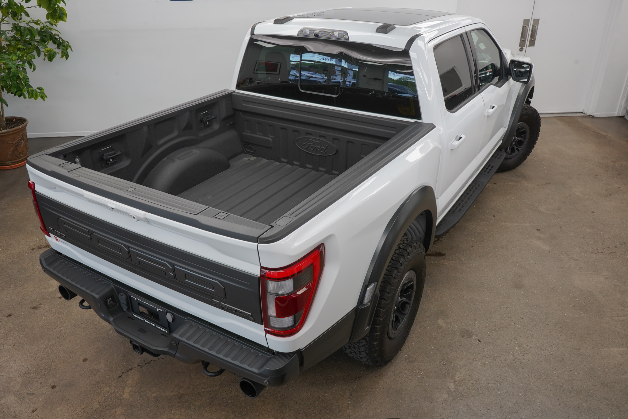 2023 Ford F-150 Raptor photo 25
