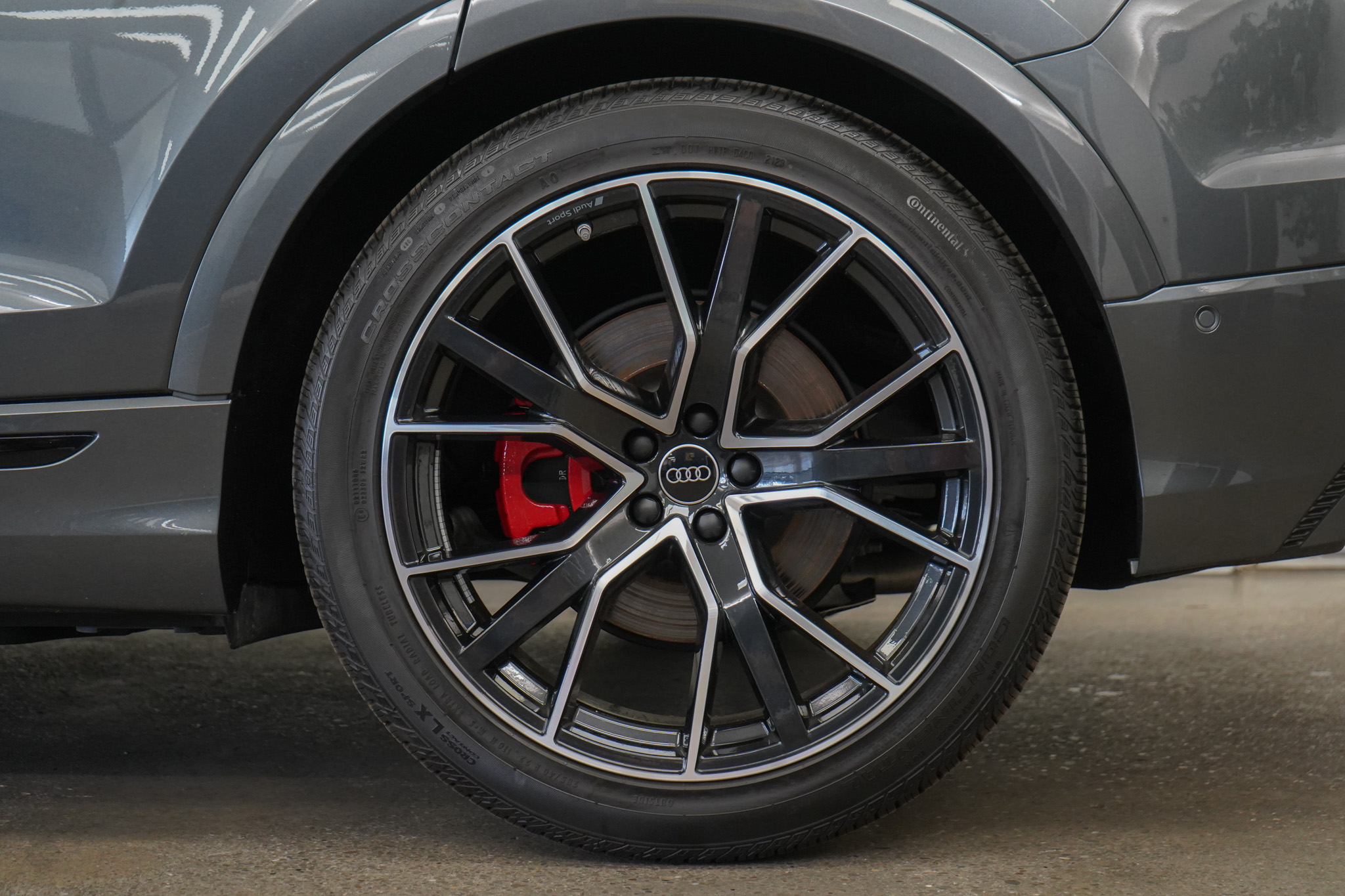 2023 Audi SQ8 Premium Plus photo 12