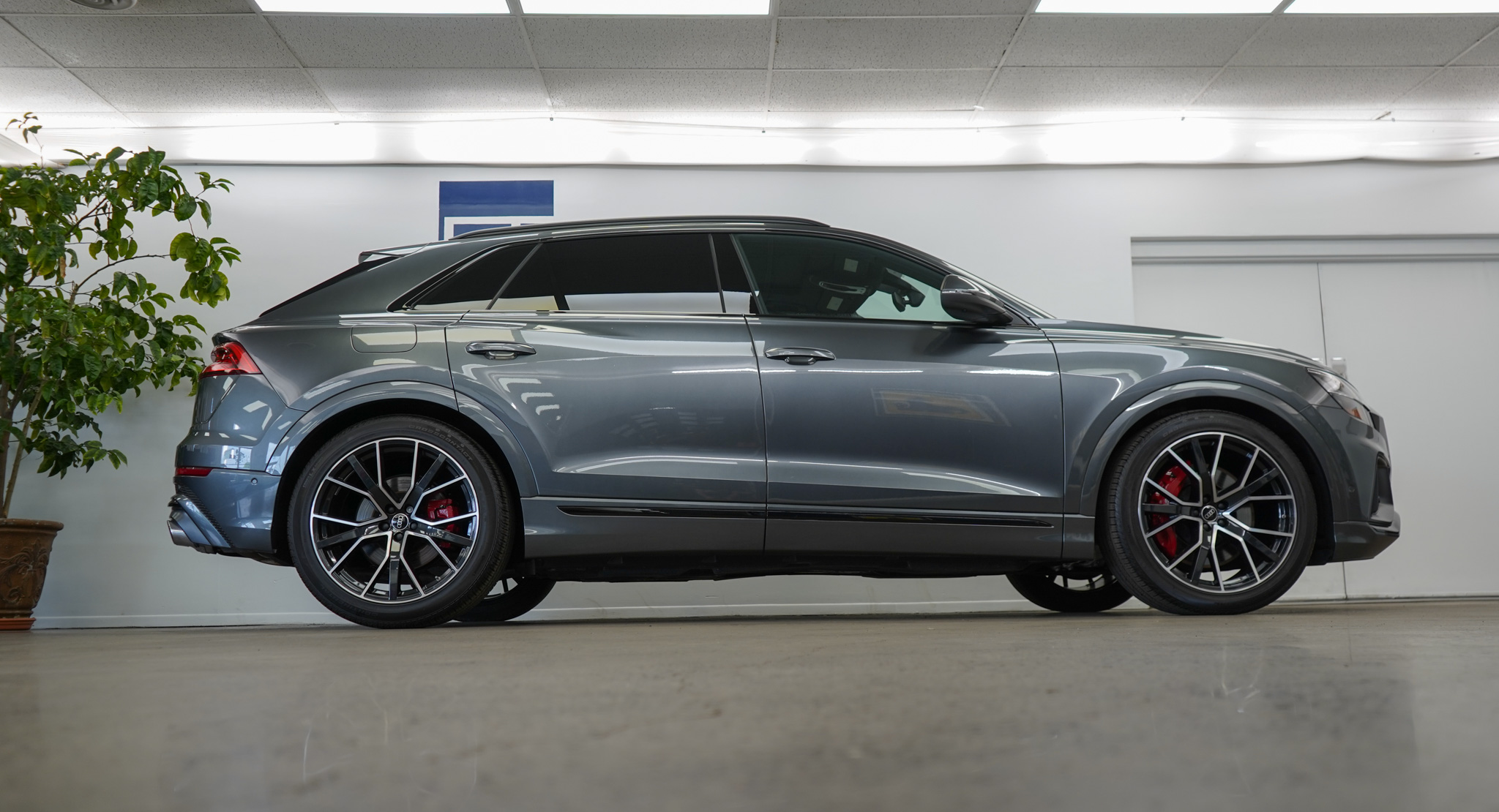 2023 Audi SQ8 Premium Plus photo 29