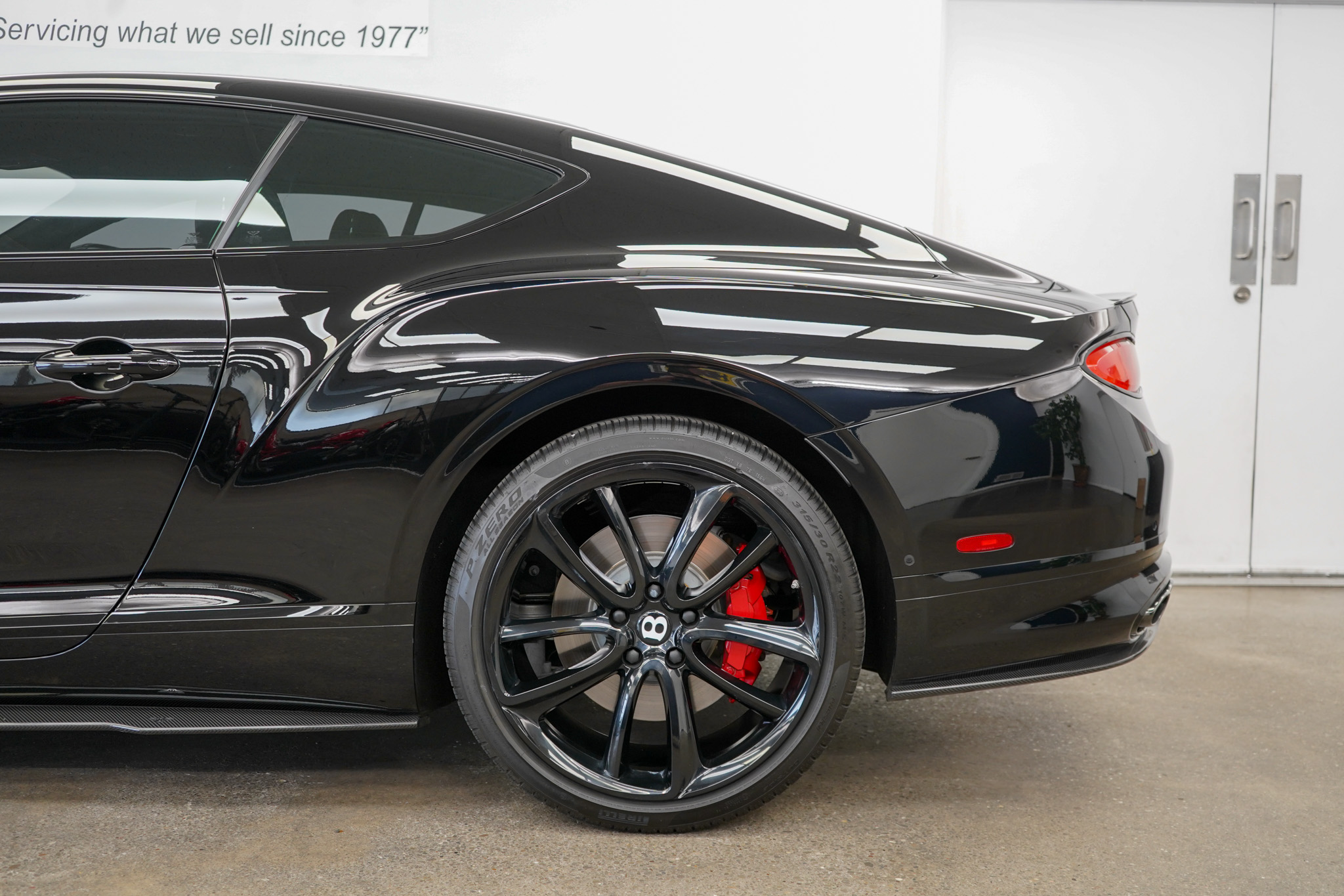 2023 Bentley Continental GT Azure V8 photo 10
