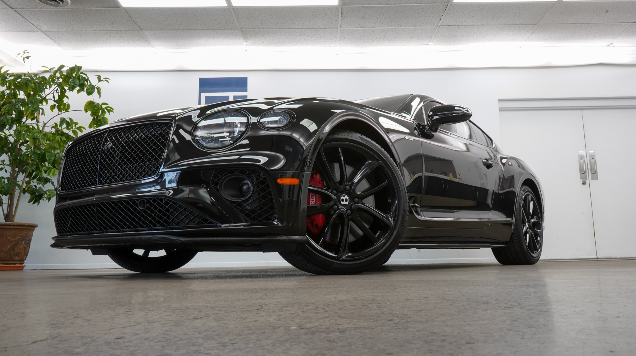 2023 Bentley Continental GT Azure V8 photo 3