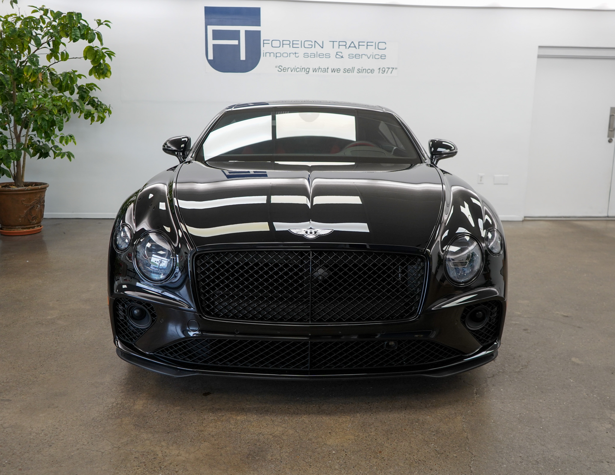2023 Bentley Continental GT Azure V8 photo 2