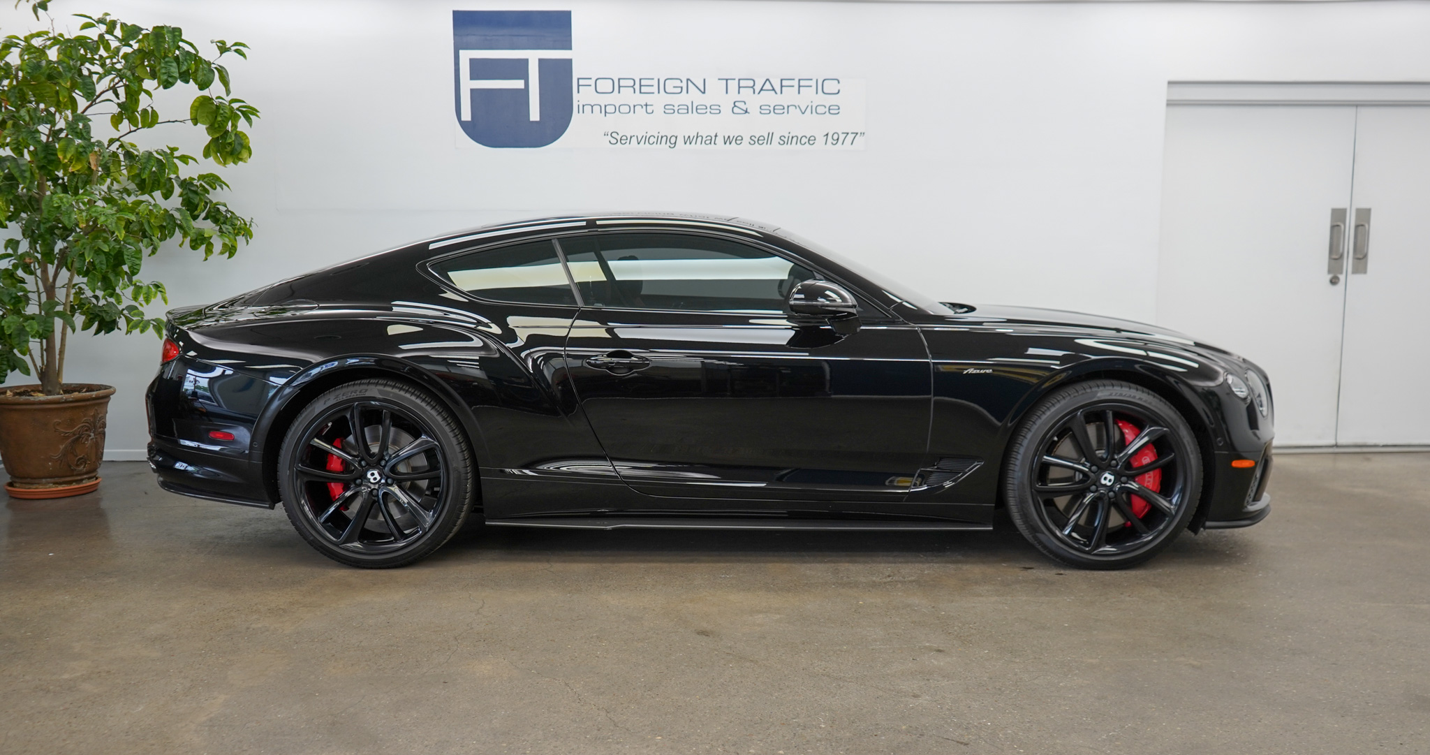 2023 Bentley Continental GT Azure V8 photo 11