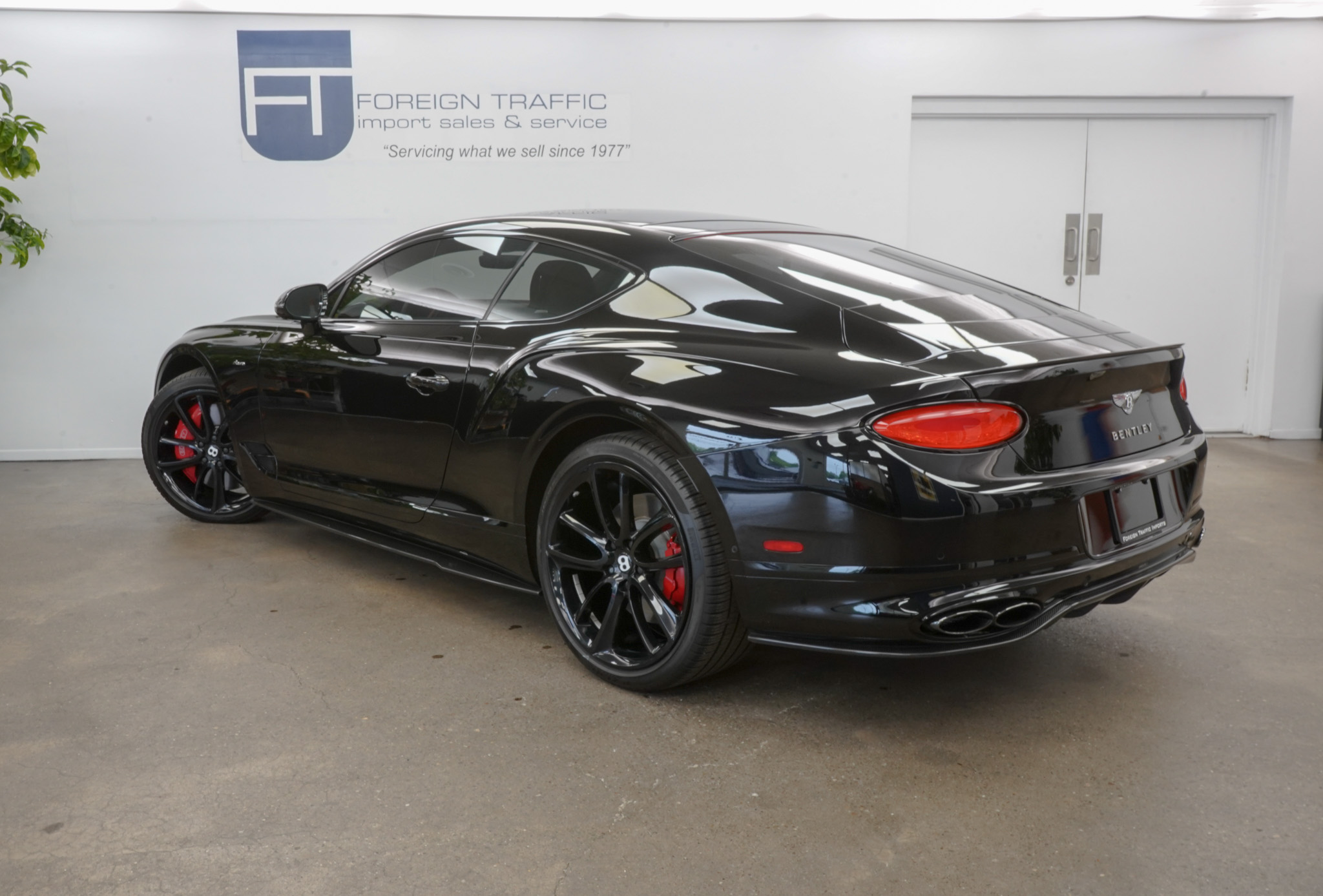 2023 Bentley Continental GT Azure V8 photo 28