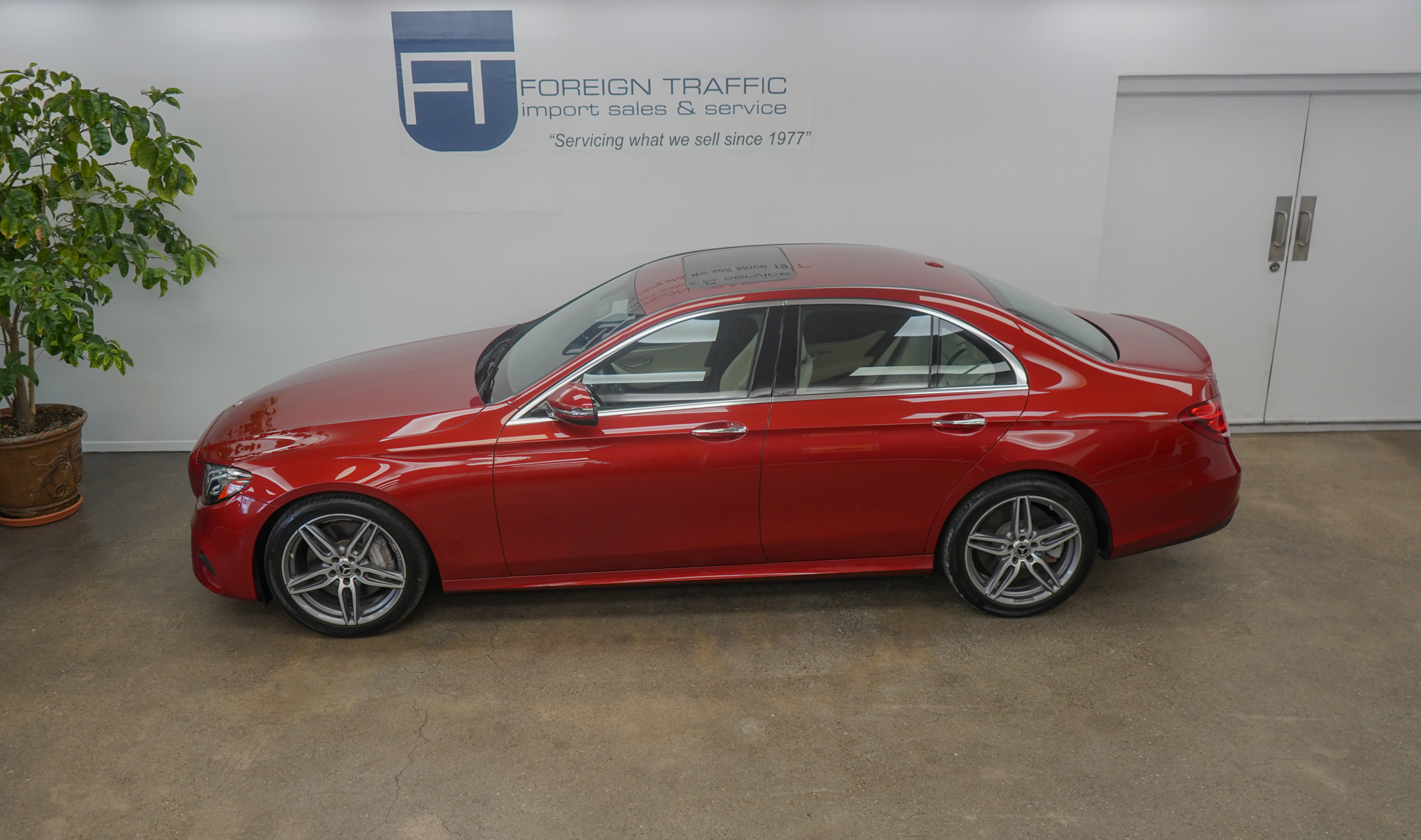 2019 Mercedes Benz E 4MATIC photo 27