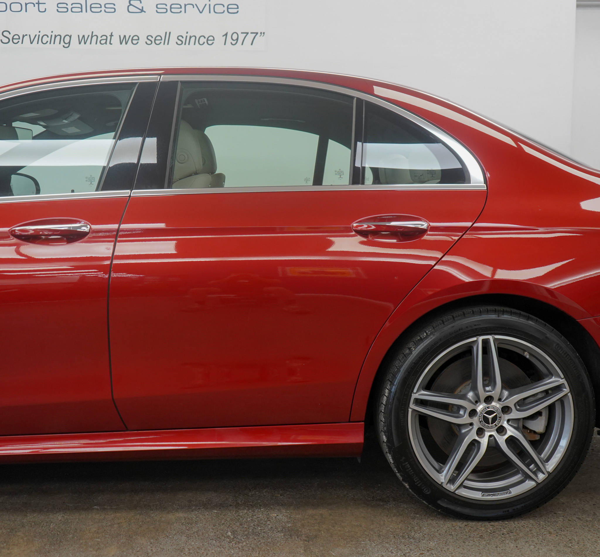 2019 Mercedes Benz E 4MATIC photo 10