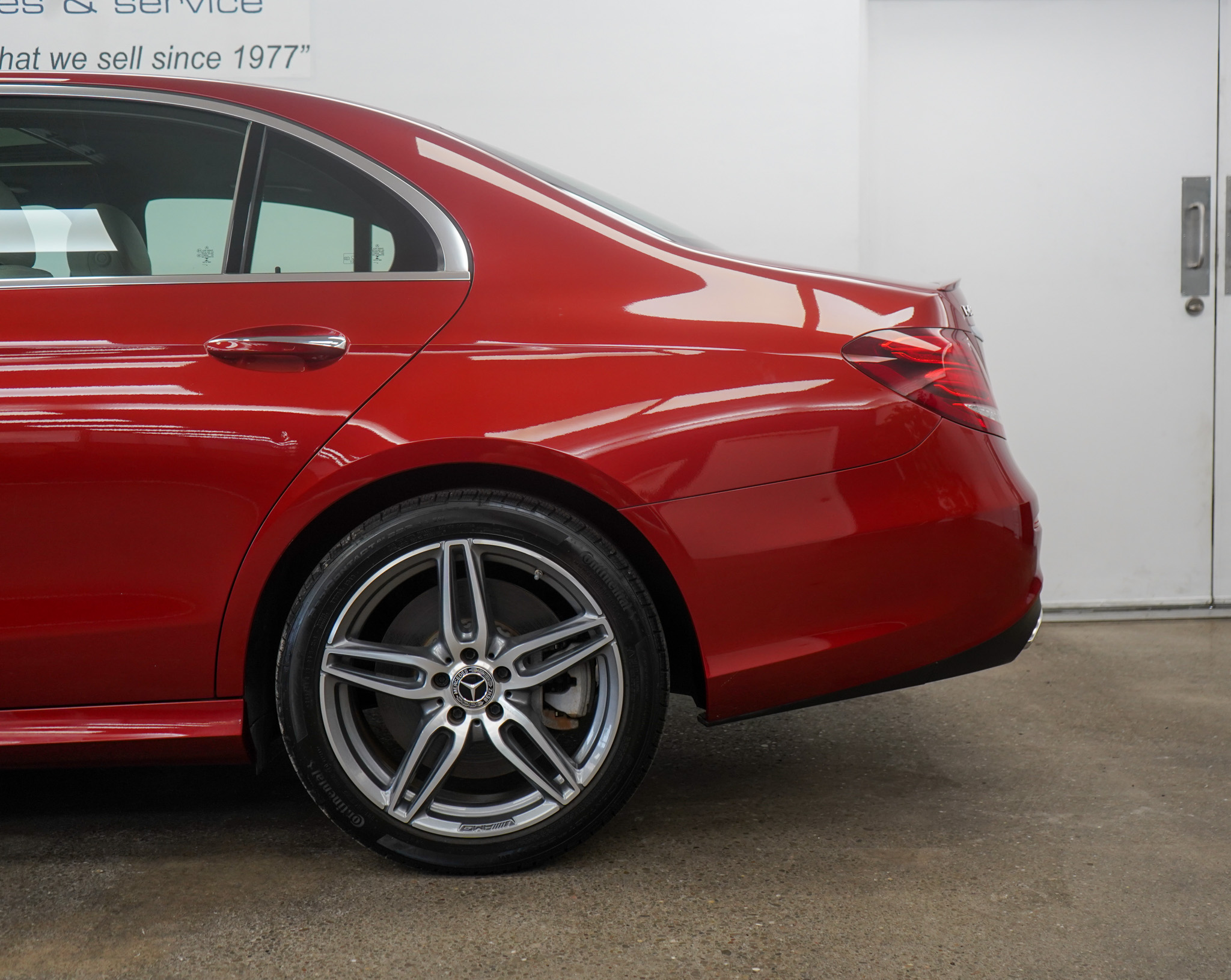 2019 Mercedes Benz E 4MATIC photo 11