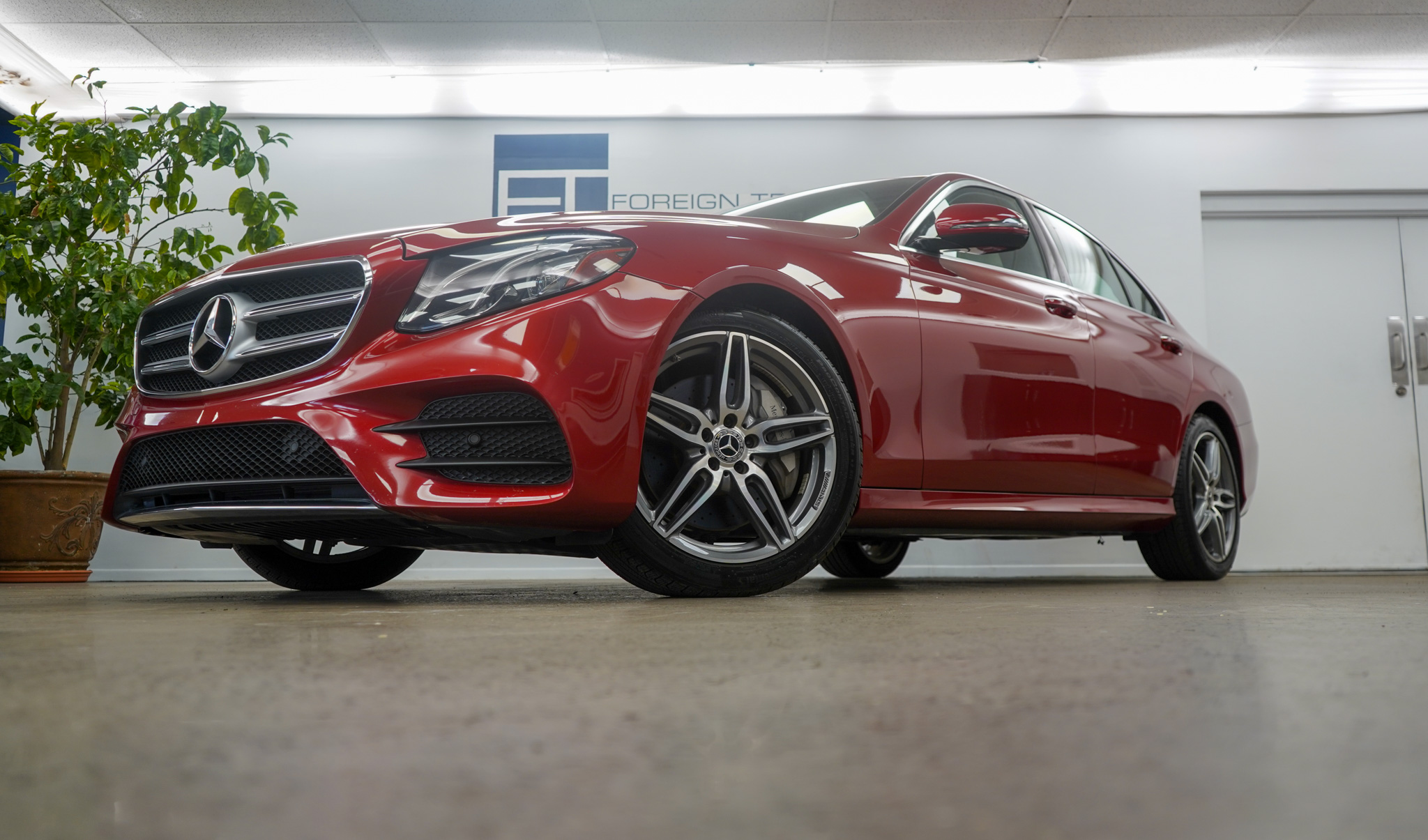 2019 Mercedes Benz E 4MATIC photo 19