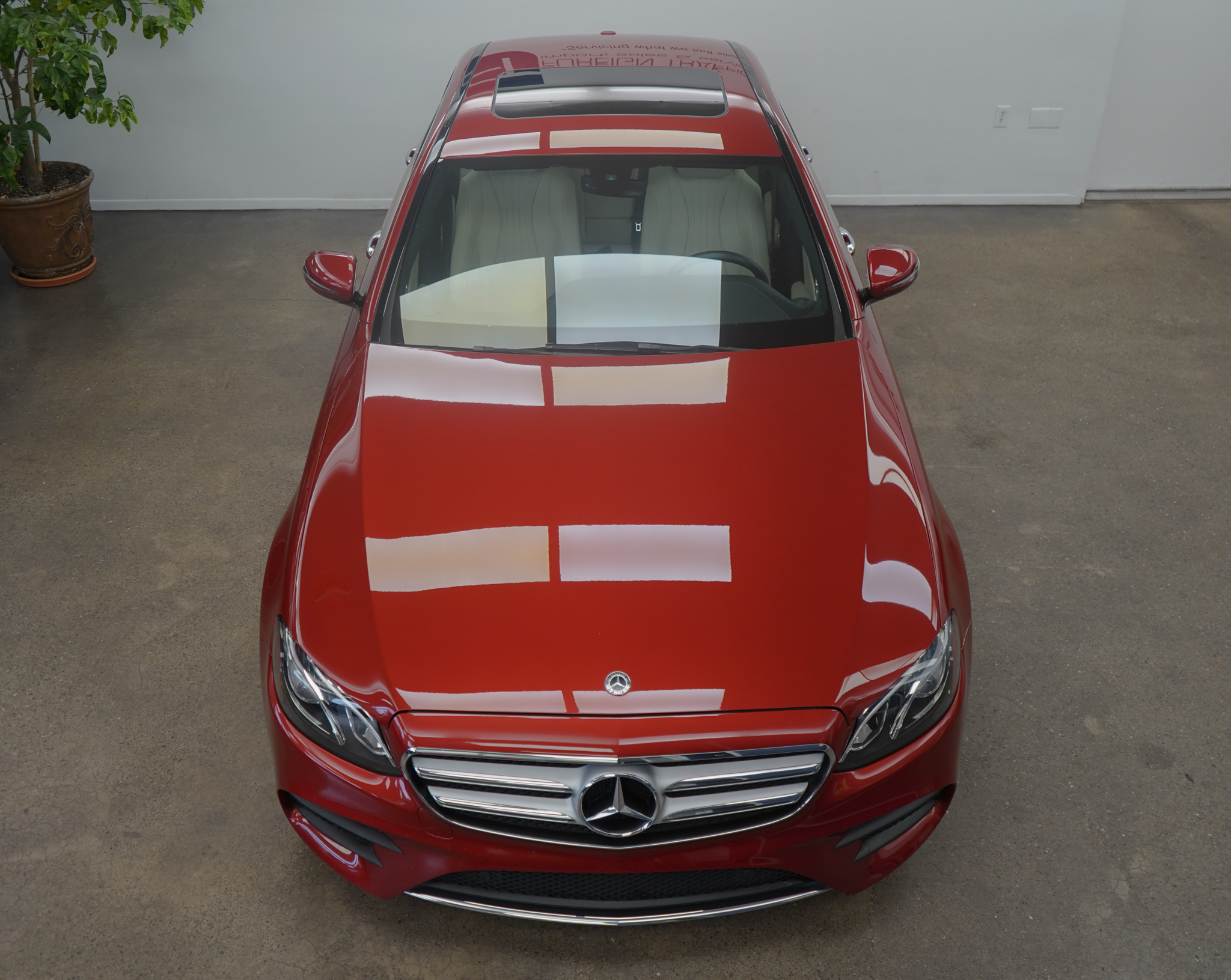 2019 Mercedes Benz E 4MATIC photo 26
