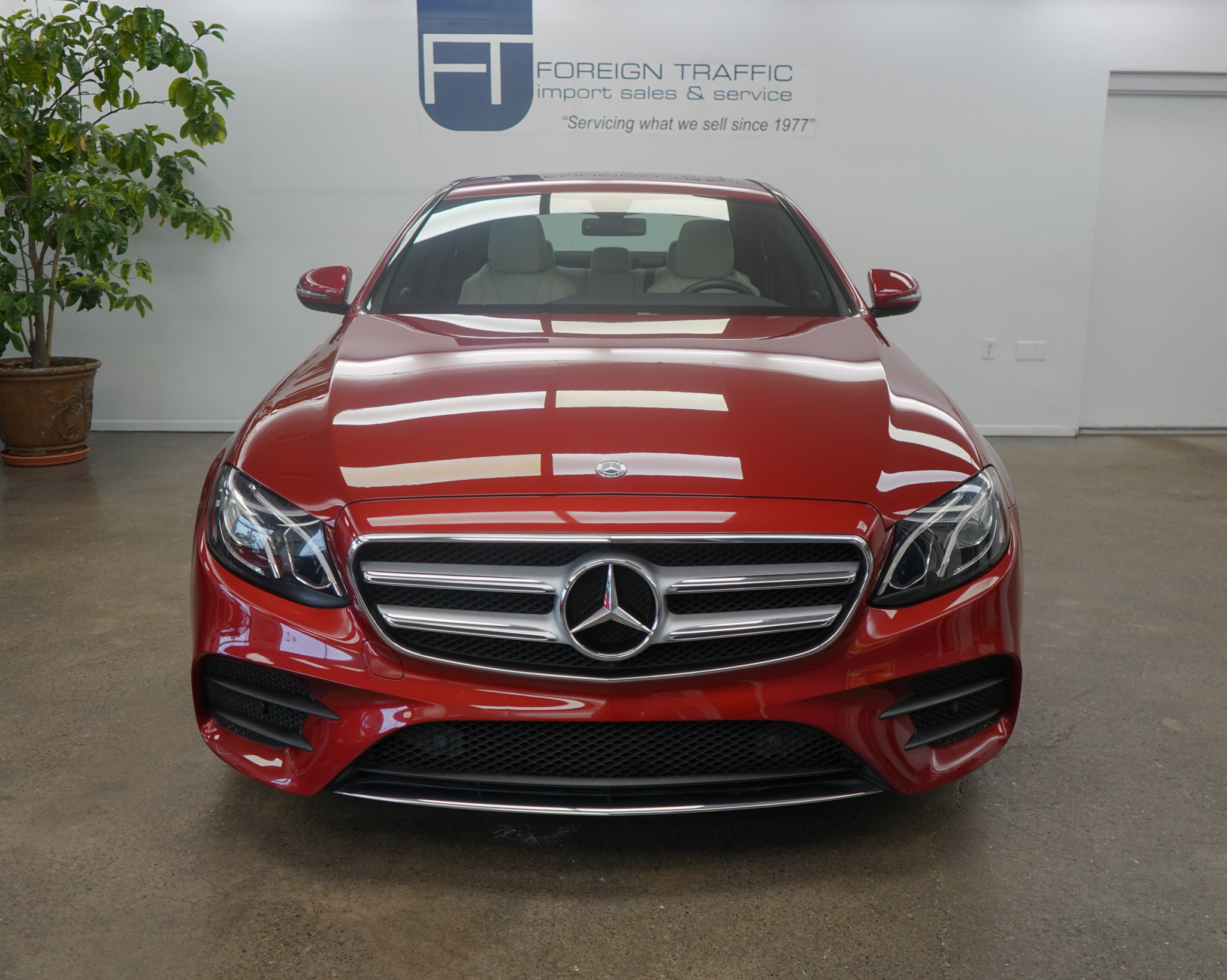 2019 Mercedes Benz E 4MATIC photo 2