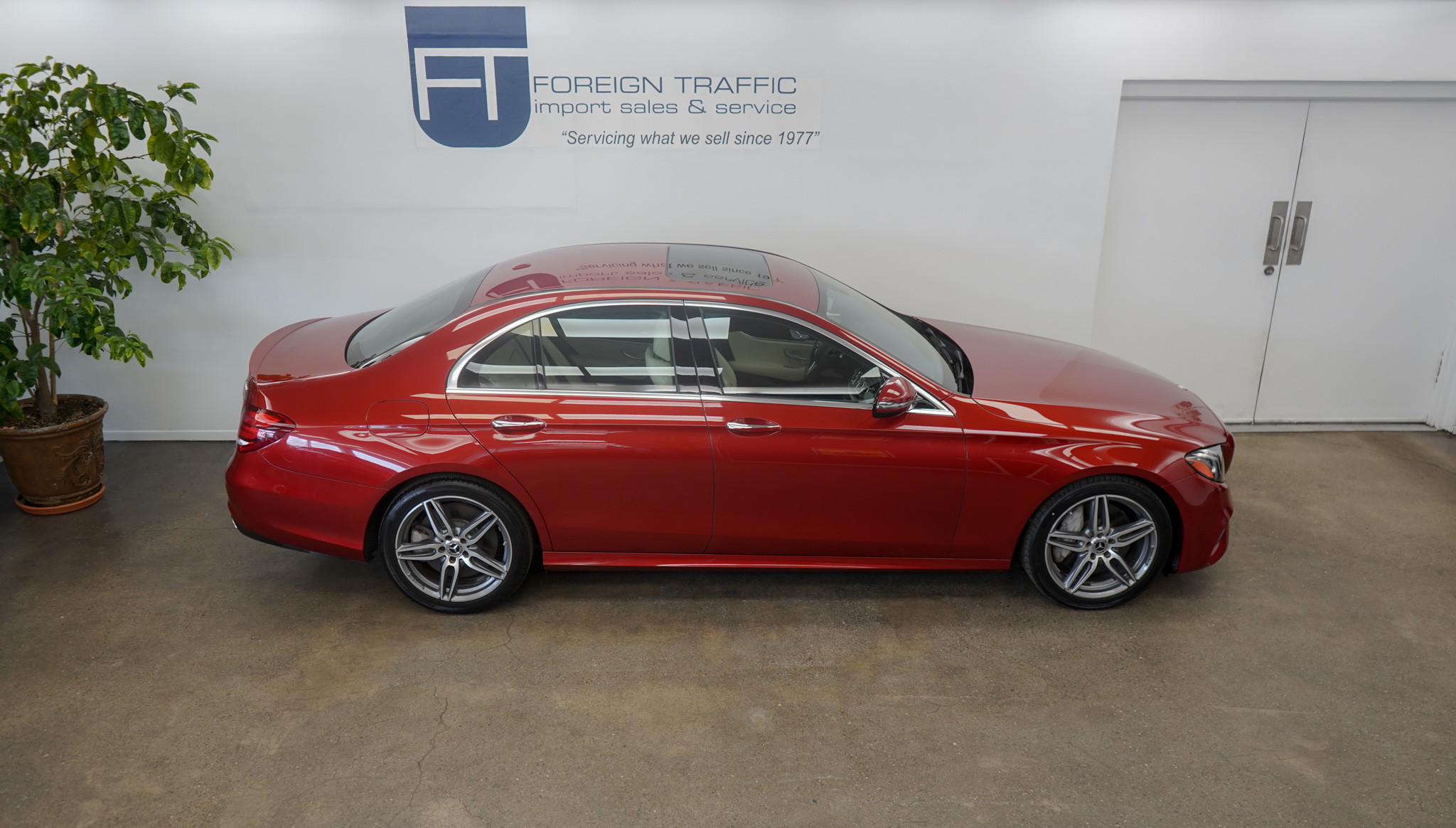 2019 Mercedes Benz E 4MATIC photo 24