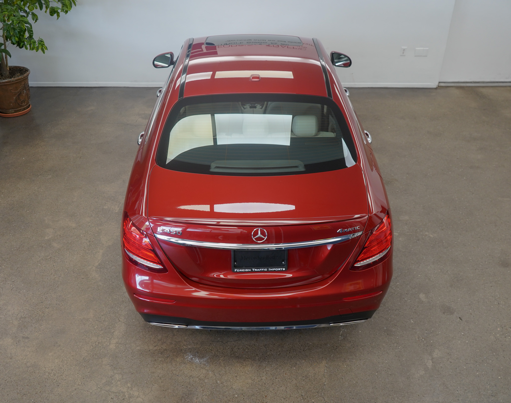 2019 Mercedes Benz E 4MATIC photo 30