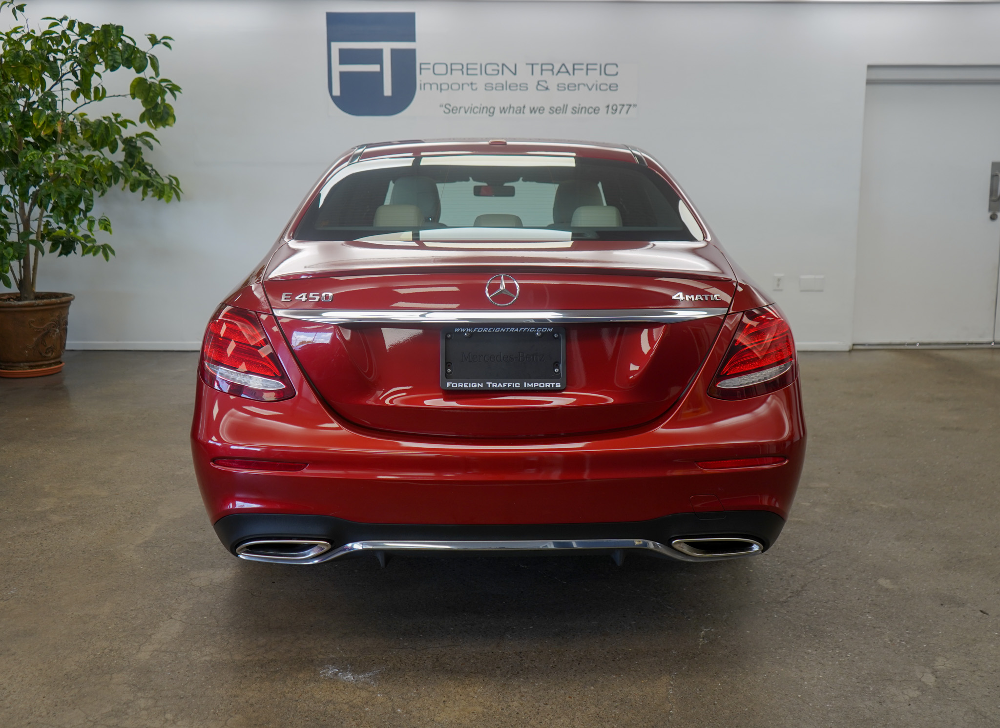 2019 Mercedes Benz E 4MATIC photo 4