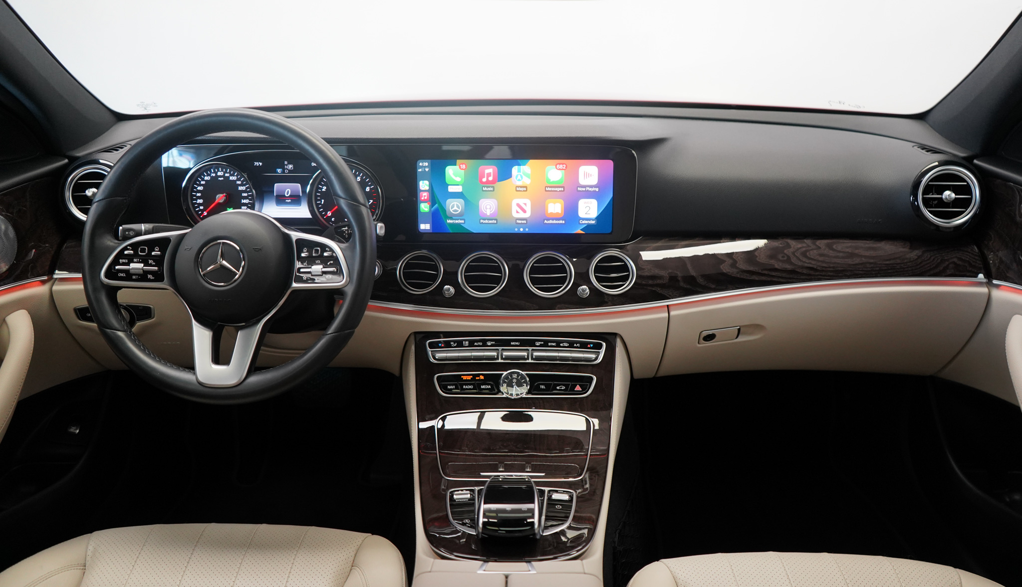 2019 Mercedes Benz E 4MATIC photo 34