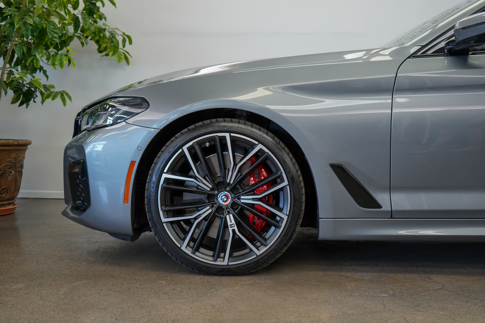 2023 Bmw M550i xDrive photo 7