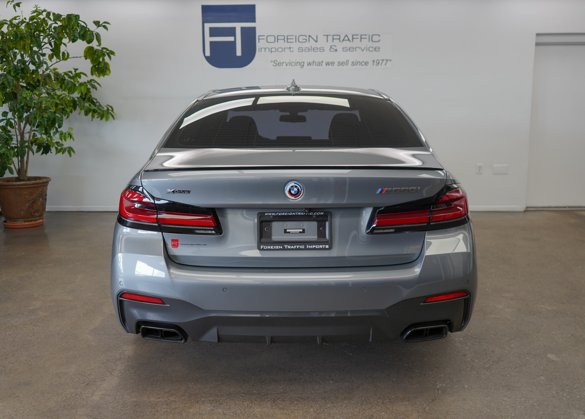2023 Bmw M550i xDrive photo 4