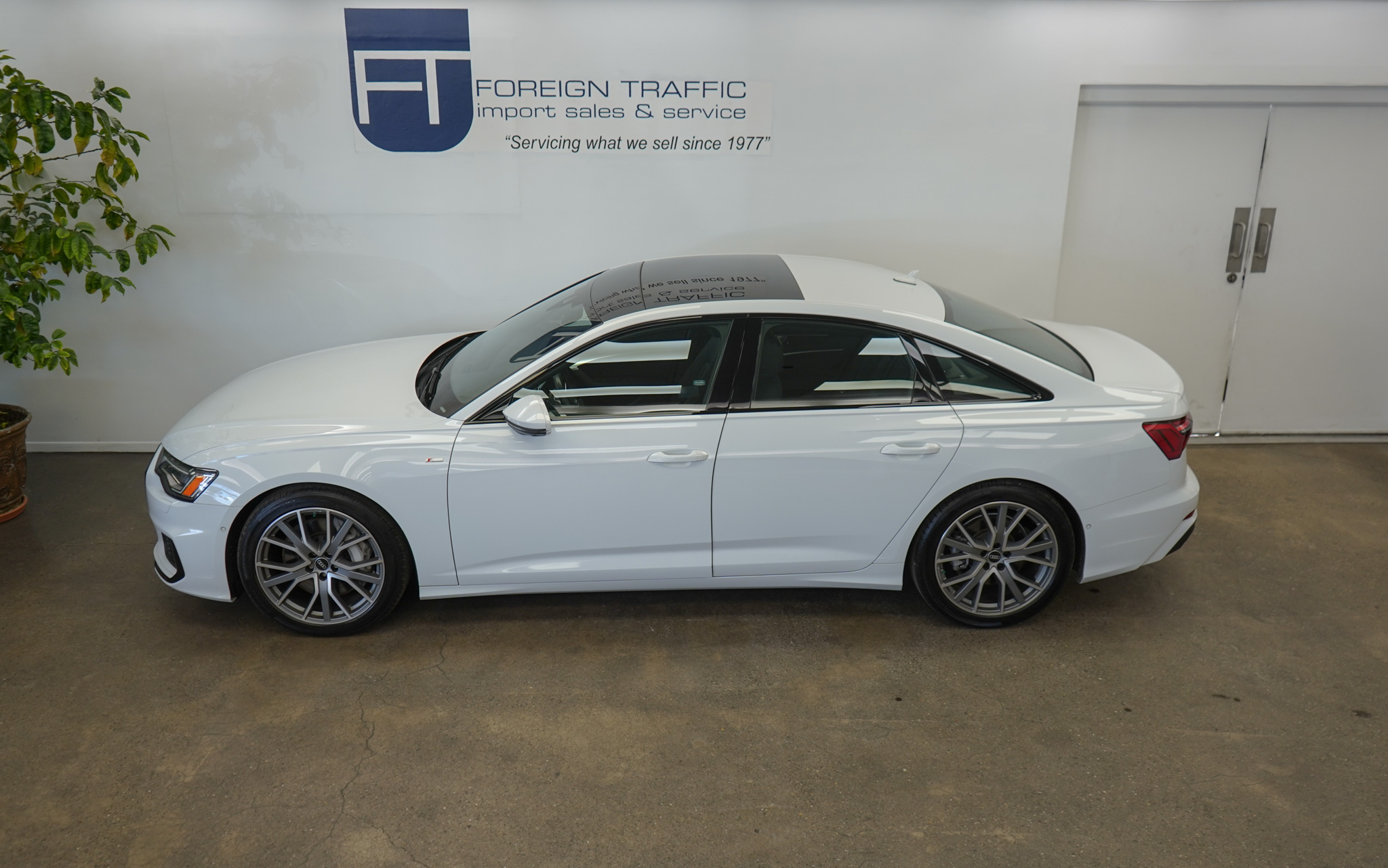 2022 Audi A6 Premium Plus Quattro photo 24