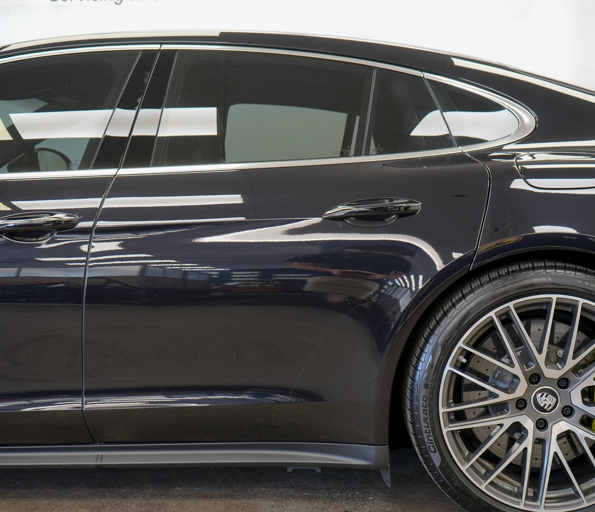 2023 Porsche Panamera Turbo S E-Hybrid photo 10
