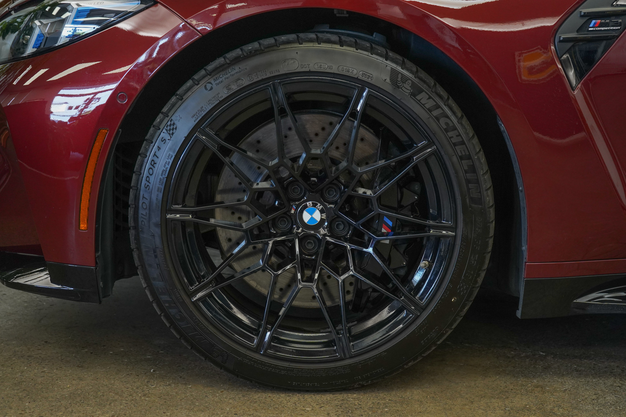 2025 Bmw M3 3 photo 8
