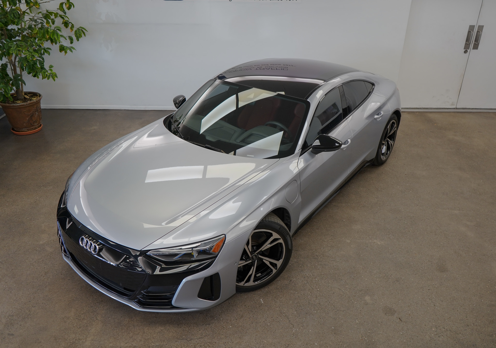 2022 Audi e-tron GT Prestige photo 26