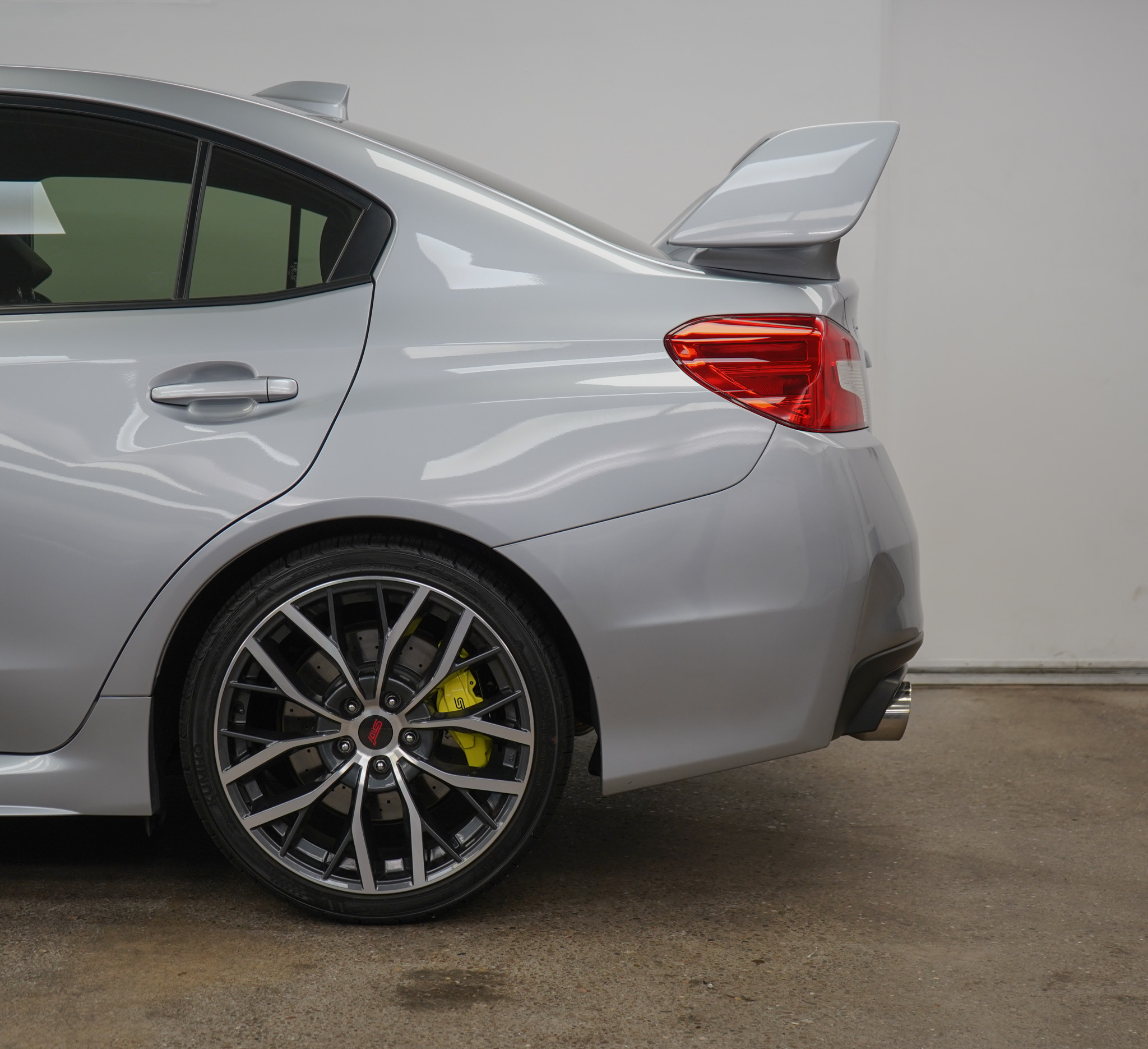 2020 Subaru WRX STI photo 10