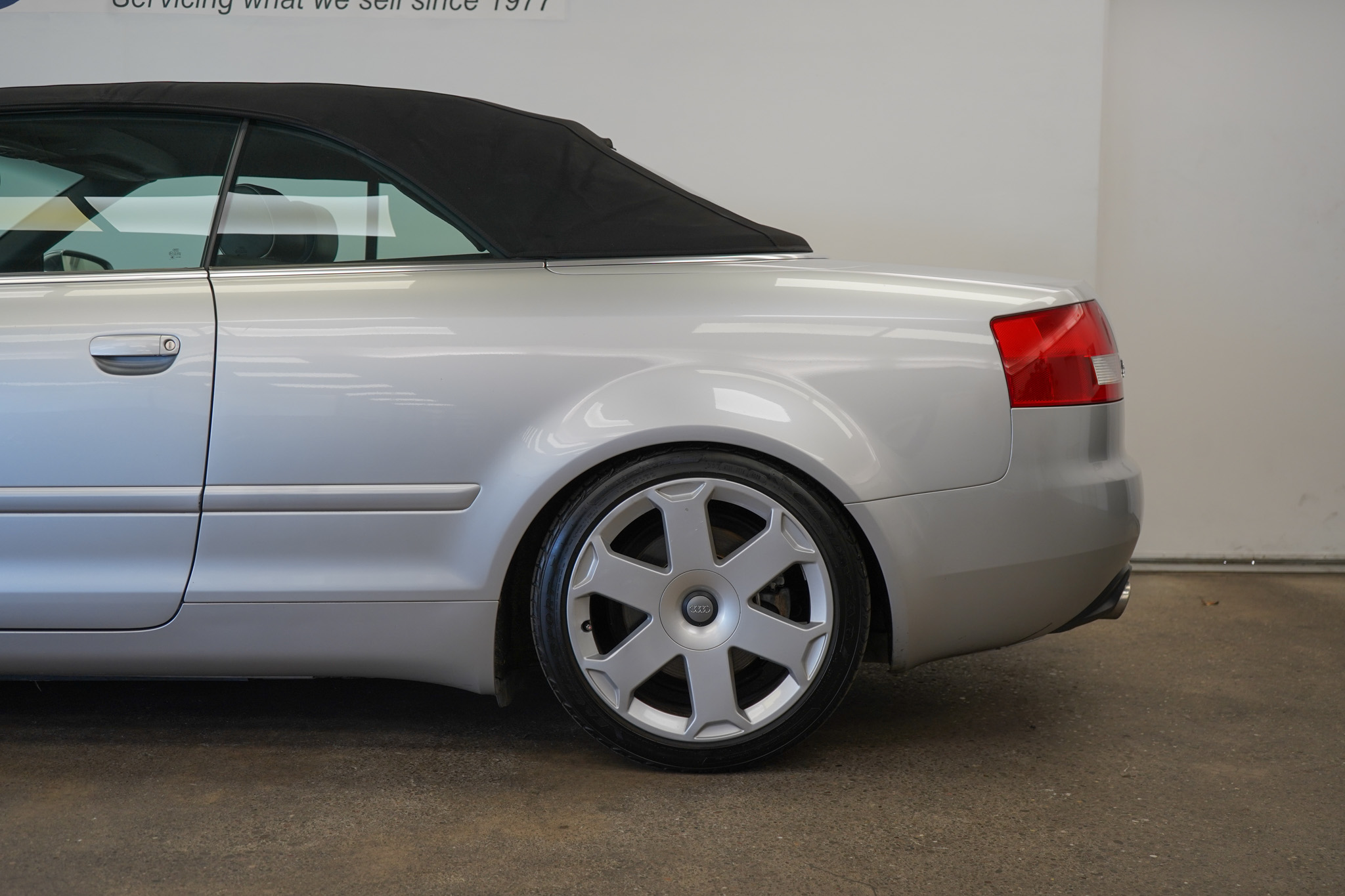 2005 Audi S4 Base photo 11