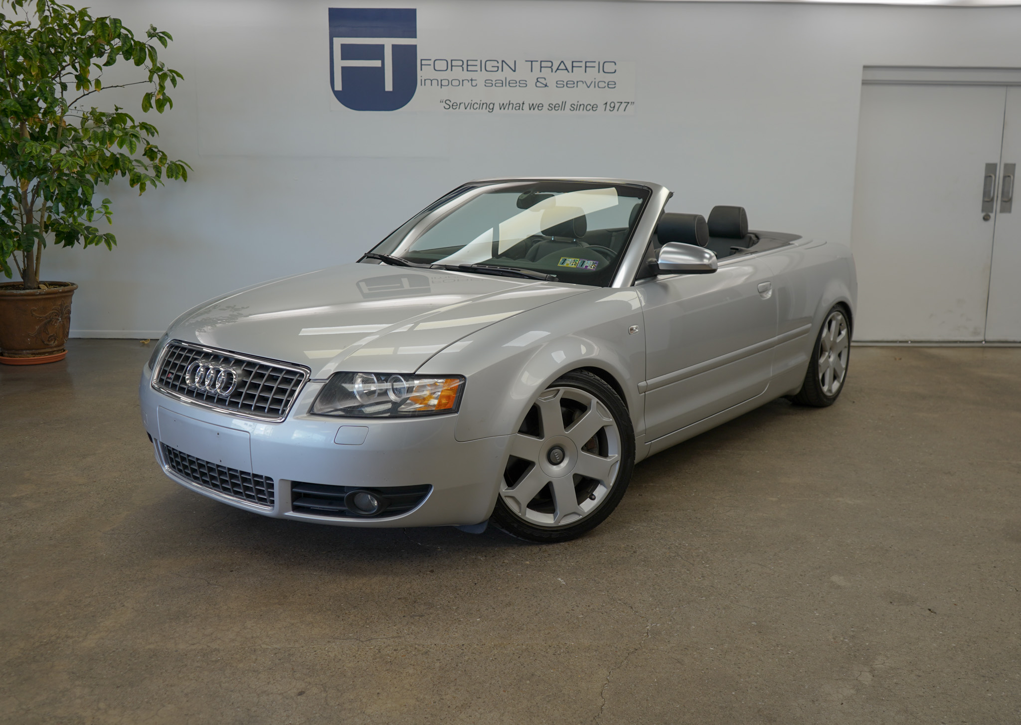 2005 Audi S4 Base photo 35