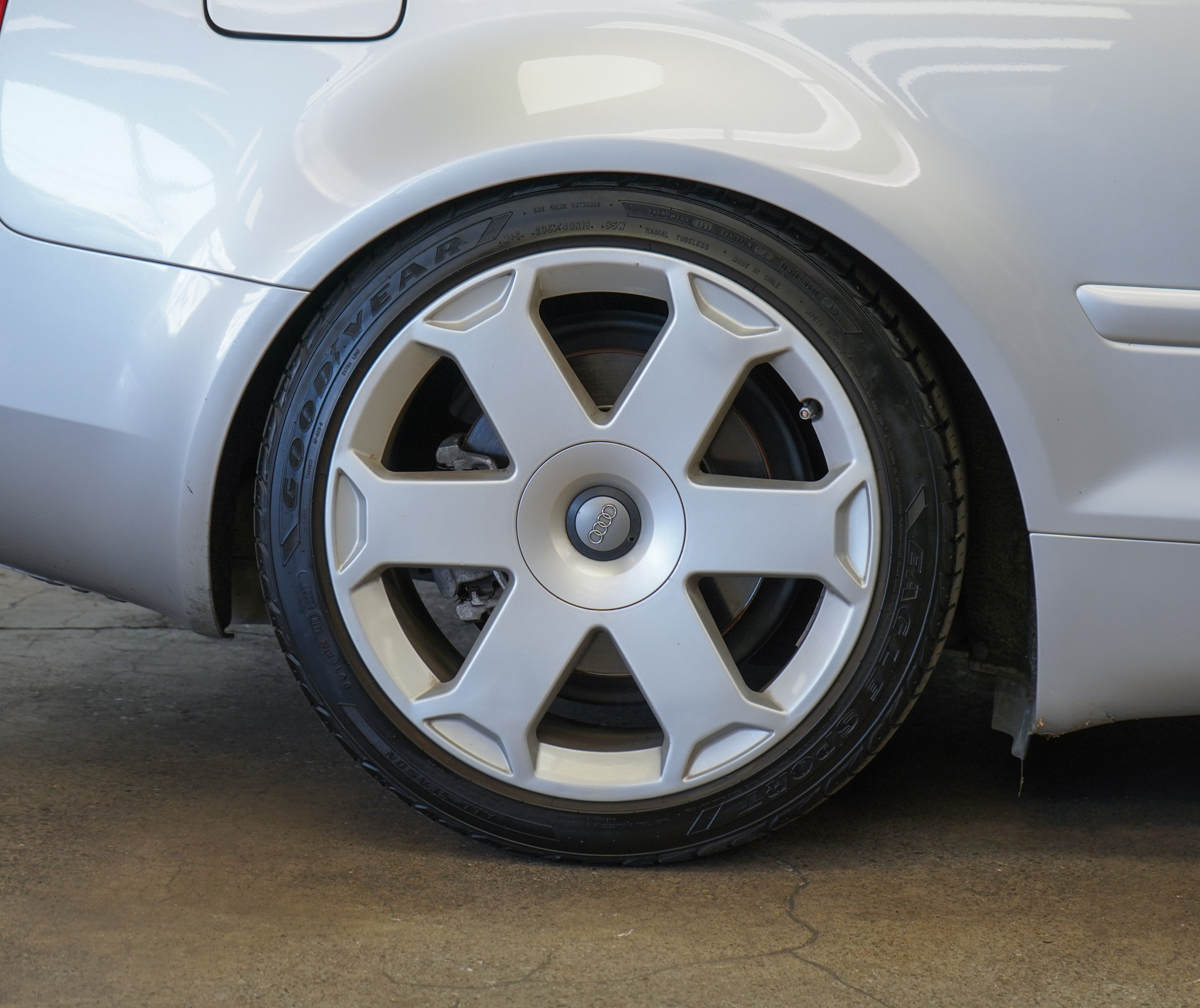 2005 Audi S4 Base photo 16