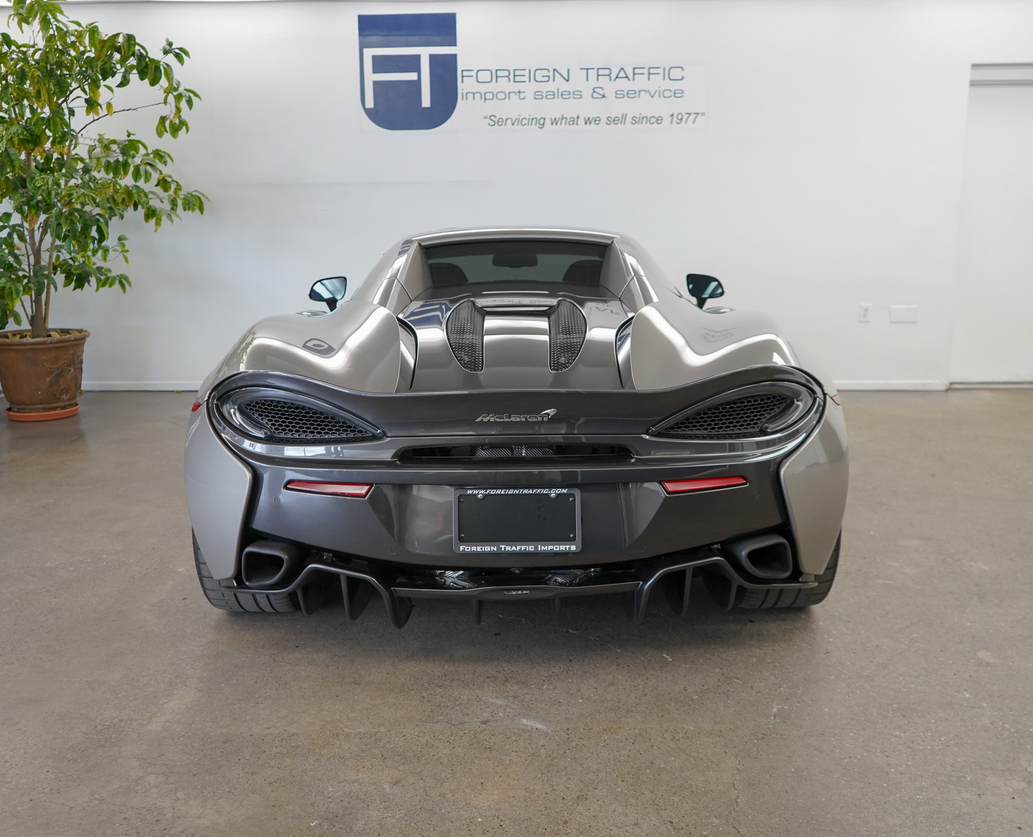 2020 Mclaren 570S Spider photo 4