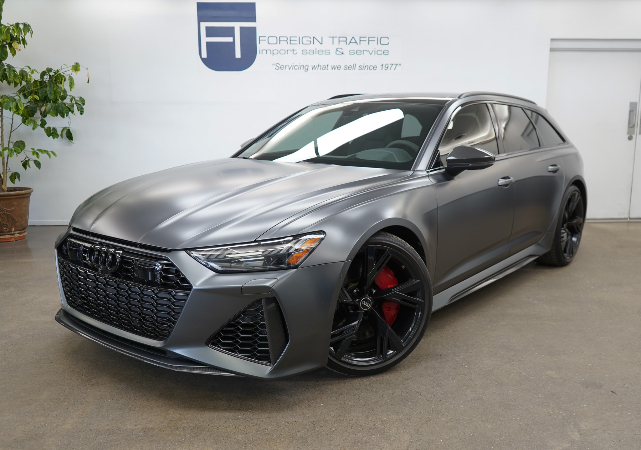 2022 Audi RS6 Avant Base