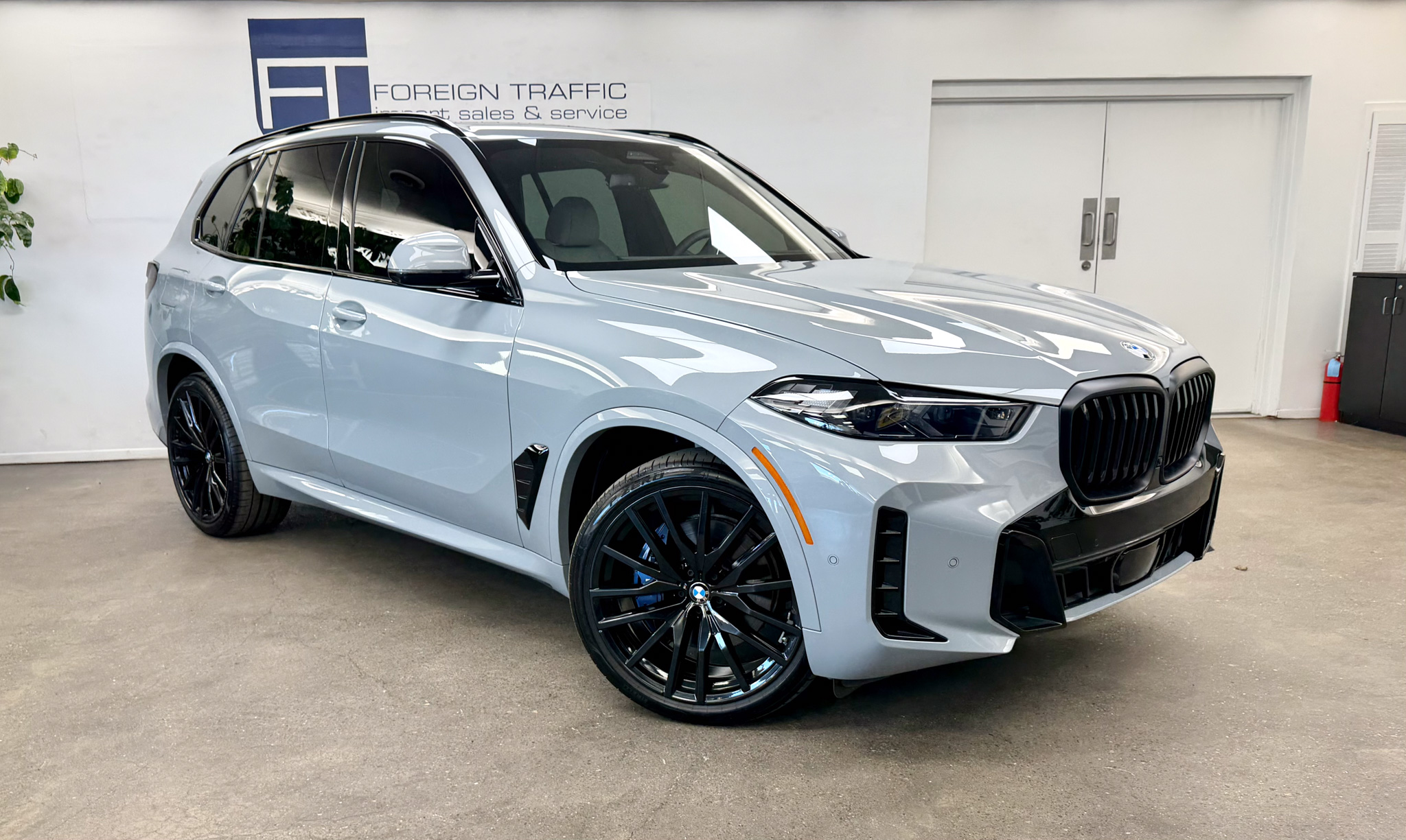 2025 BMW X5 40i