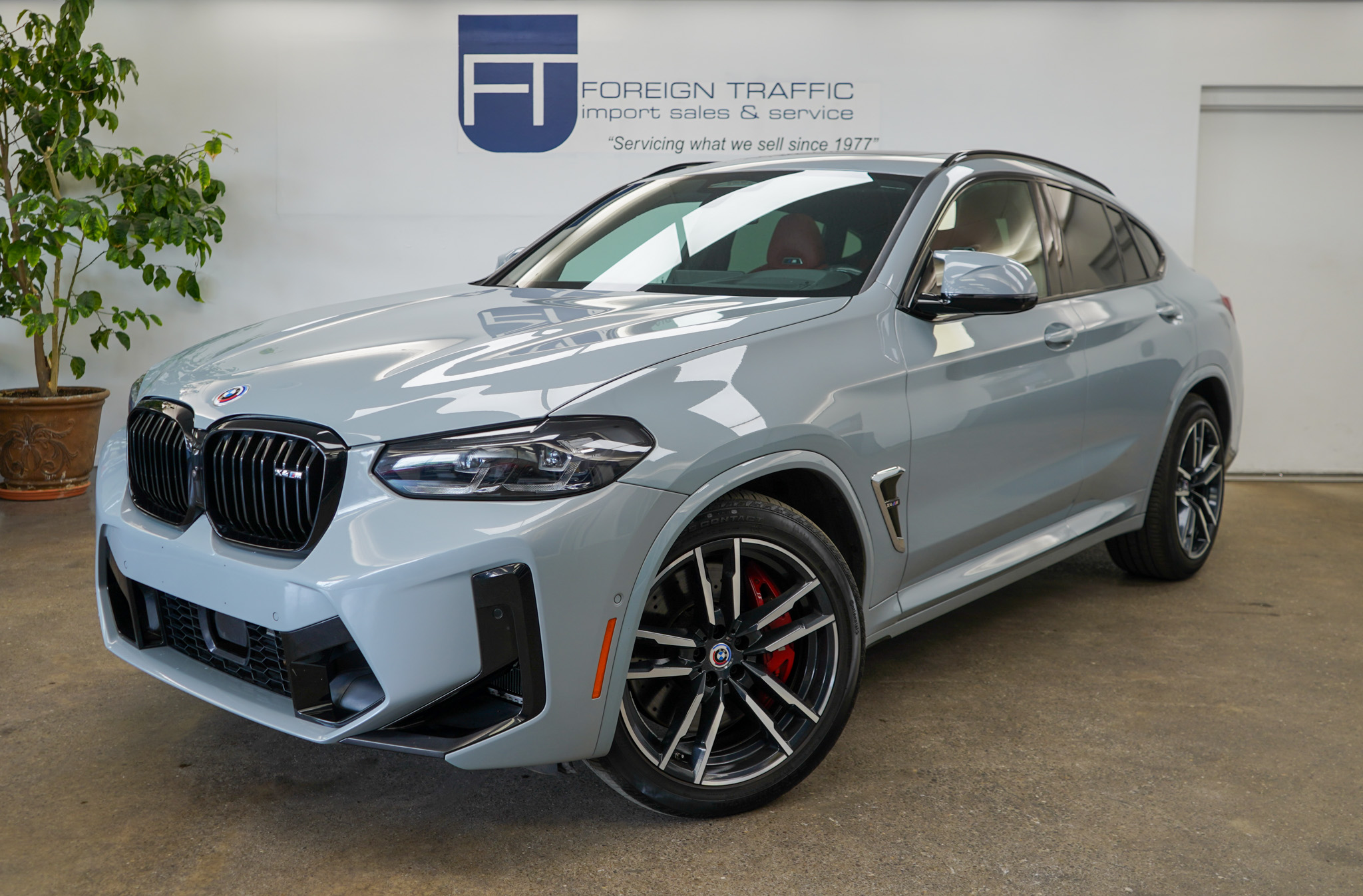2022 BMW X4 M -'s photo