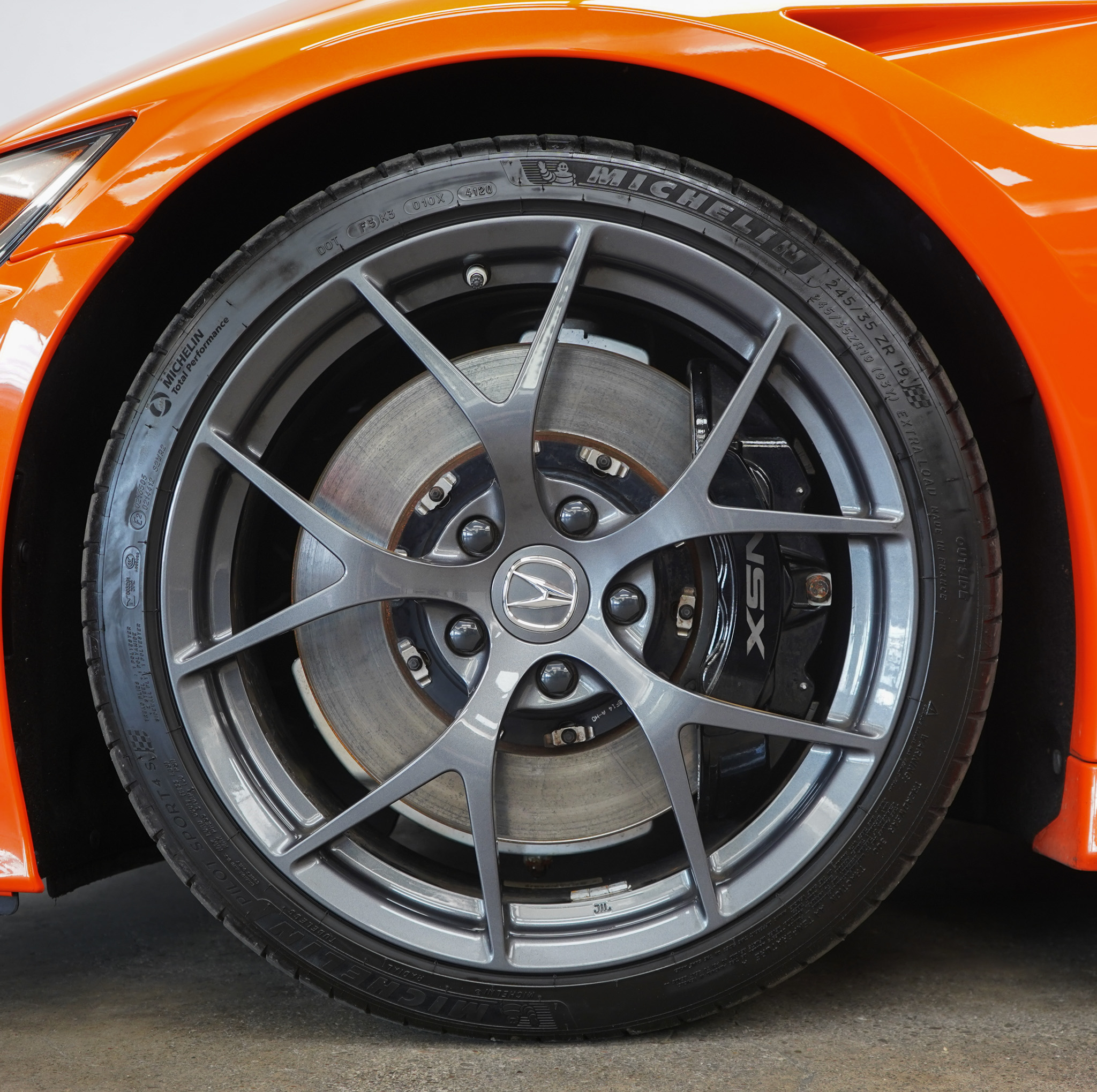 2019 Acura NSX Base - Photo 8